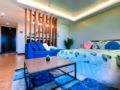 Cozy condo with Netflix and PS4 near to Airport - Manila - Philippines Hotels