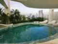 Modern Luxury Lower Penthouse in Mandaluyong - Manila - Philippines Hotels