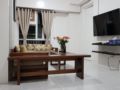 Taal Lake View Apartment - Tagaytay - Philippines Hotels