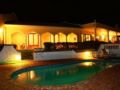 Apricot Gardens Guesthouse - Cape Town - South Africa Hotels