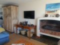 Baleine Vue Beach front family home - Paternoster - South Africa Hotels