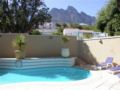 Beachside Guesthouse - Cape Town - South Africa Hotels