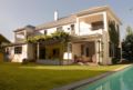 Cozy family villa with large garden - Higgovale - Cape Town - South Africa Hotels