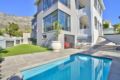 Elegant 5 Bedroom Marchmont Villa with Views - Cape Town - South Africa Hotels