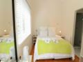 Jaquis Garden Guesthouse - Cape Town - South Africa Hotels