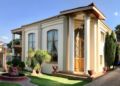 J's Guesthouse - Johannesburg - South Africa Hotels