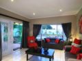 La Loggia Bed and Breakfast on Portland - Durban - South Africa Hotels