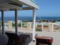 On The Bay Guesthouse - Jeffreys Bay - South Africa Hotels