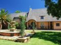 Scott's Manor Guesthouse - Lichtenburg リヒテンバーグ - South Africa 南アフリカ共和国のホテル