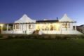 Thylitshia Villa Country Guesthouse - Oudtshoorn - South Africa Hotels