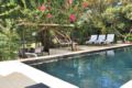 Villa Honeysuckle - Lovely 7 bedroom, pool, garden - Stellenbosch - South Africa Hotels