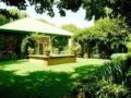 Village Green Guest House - Johannesburg - South Africa Hotels