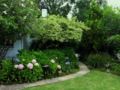 Whispering Oaks Guest House - George - South Africa Hotels