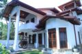 Suhada Holiday Villa - Gampaha ガンバハ - Sri Lanka スリランカのホテル