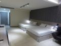 Quadruple Room with Private Bathroom - Kaohsiung 高雄市 - Taiwan 台湾のホテル