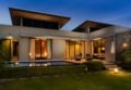 3 BDR Luxury Pool Villa Naiharn Baan Bua - Phuket - Thailand Hotels