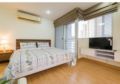 5 Person tidy flat wifi, TV, kitchen, bathroom - Bangkok バンコク - Thailand タイのホテル