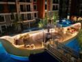Espana Luxury condo huge pool close to down - Pattaya パタヤ - Thailand タイのホテル