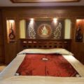 Luxurious Custom Condo with Indoor Waterfall - Chiang Mai チェンマイ - Thailand タイのホテル