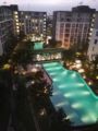 New condo with big swimming pool and fitness room - Chiang Mai チェンマイ - Thailand タイのホテル