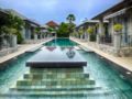 Pattaya Retreat Pool Villas 12 Bedroom Sleeps 24 - Pattaya - Thailand Hotels