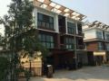 Private townhome every bedroom with private bath - Kamphaengphet カンペンペット - Thailand タイのホテル