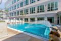 Purple Sky Resort | 28BR w Pool & Rooftop Lounge - Pattaya パタヤ - Thailand タイのホテル
