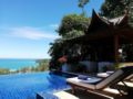 Surin Beach Villa - Phuket - Thailand Hotels