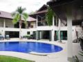 Villa Narumon - Phuket プーケット - Thailand タイのホテル