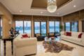 Luxury 4 Br villa on Palm Jumeirah - Dubai - United Arab Emirates Hotels