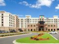 Embassy Suites by Hilton Fayetteville Fort Bragg - Fayetteville (NC) フェイエットビル（NC） - United States アメリカ合衆国のホテル