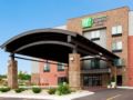 Holiday Inn Express Hotel and Suites Fort Dodge - Fort Dodge (IA) フォート ドッジ（IA） - United States アメリカ合衆国のホテル