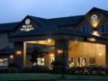 Red Lion Inn & Suites McMinnville - Mcminnville (OR) マクミンビル（OR） - United States アメリカ合衆国のホテル