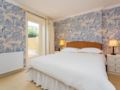 Veeve 3 Bed House On Avalon Road Fulham - London - United Kingdom Hotels